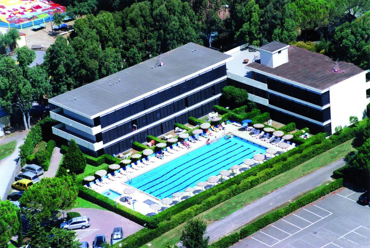 Residence Magnolia Marina Di Bibbona Exterior foto