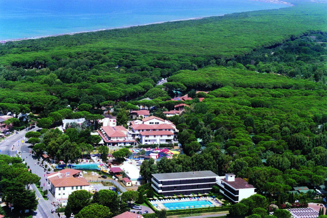 Residence Magnolia Marina Di Bibbona Exterior foto